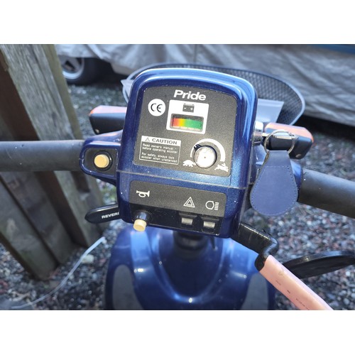 3 - A Victory 4 mobility scooter, with key, no charger - untested, sold as seen.