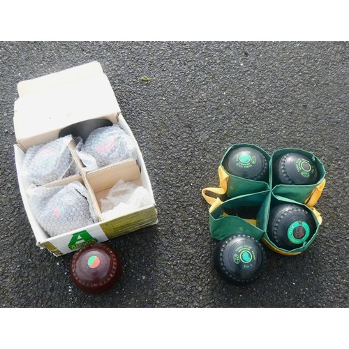 49 - A collection of hand tools to include spirit levels, wood plane, hand saws, mallets, hammers, stilso... 