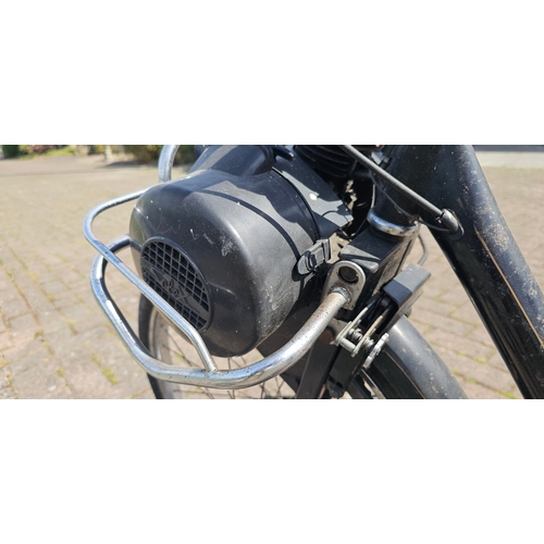 284 - c.1961 VeloSolex, S2200, 49cc. Registration number no registered. Frame no number found. Engine numb... 