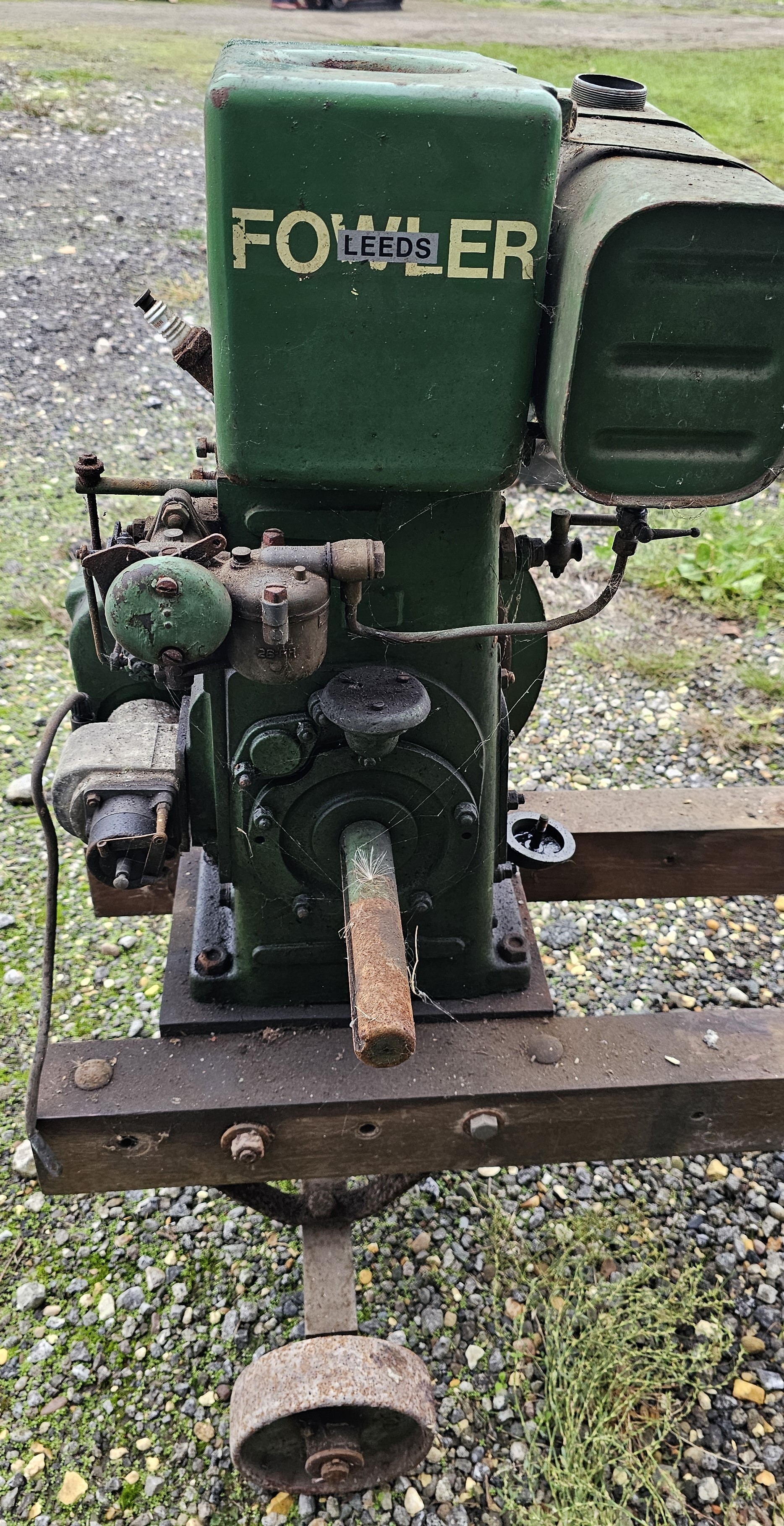 A Fowler 1 PA 1½HP trolley mounted engine, mounted on a trolley, spares ...