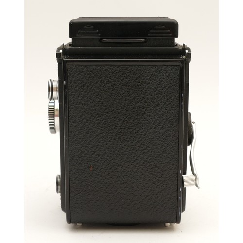 An MPP Microflex TLR camera, with Micronar f/3.5 77.5mm lens, in ...