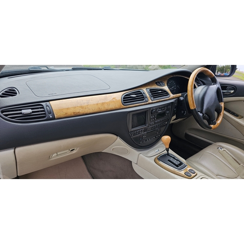 255 - 2001 Jaguar S Type V8 automatic, 3996cc. Registration number Y954 LBM. VIN number SAJAC01M91GM12750.... 