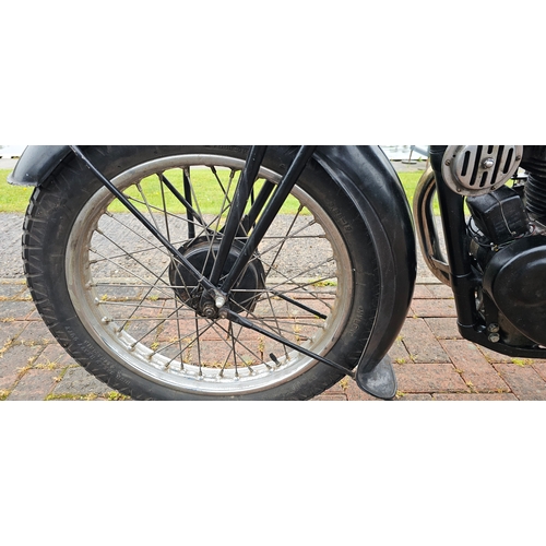 311 - 1948 Velocette MOV/MAC. Registration number JKH 563. Frame number 4170. Engine number MAC 11104.
Sol... 