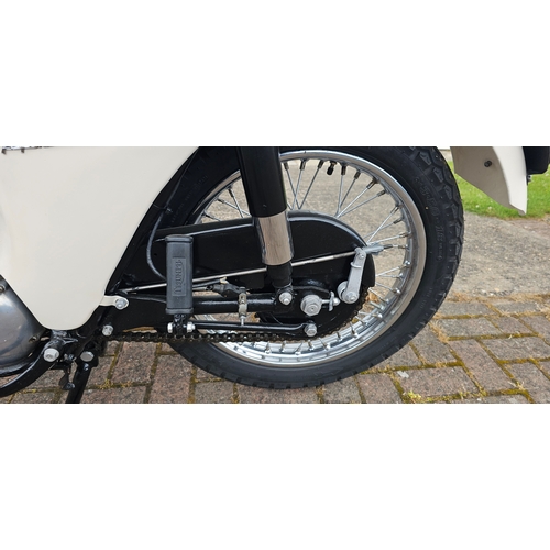 317 - 1963 Triumph T90 Tiger, 349cc. Registration number 142 UYD. Frame number T90H 30684. Engine number T... 