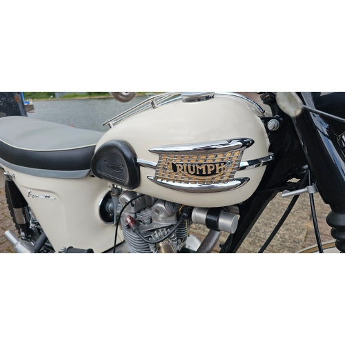 317 - 1963 Triumph T90 Tiger, 349cc. Registration number 142 UYD. Frame number T90H 30684. Engine number T... 