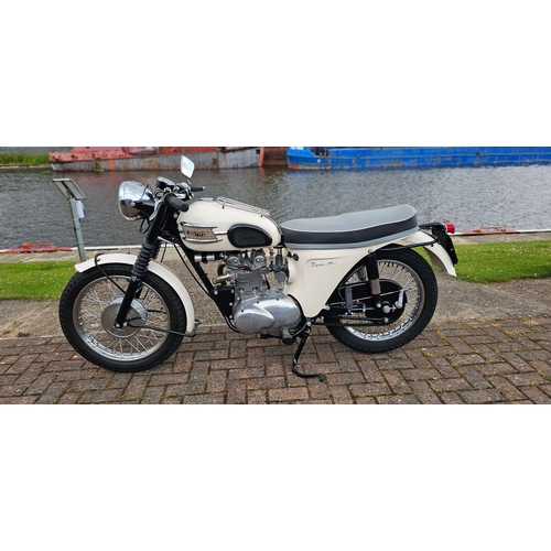 317 - 1963 Triumph T90 Tiger, 349cc. Registration number 142 UYD. Frame number T90H 30684. Engine number T... 