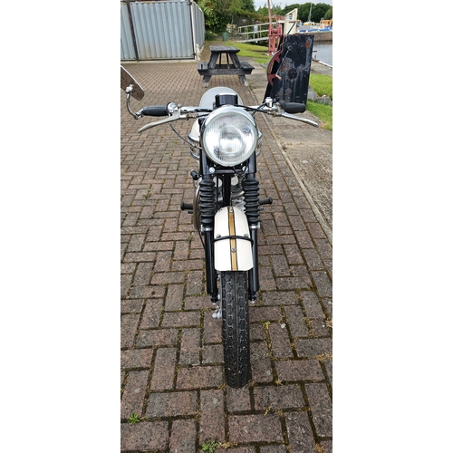 317 - 1963 Triumph T90 Tiger, 349cc. Registration number 142 UYD. Frame number T90H 30684. Engine number T... 