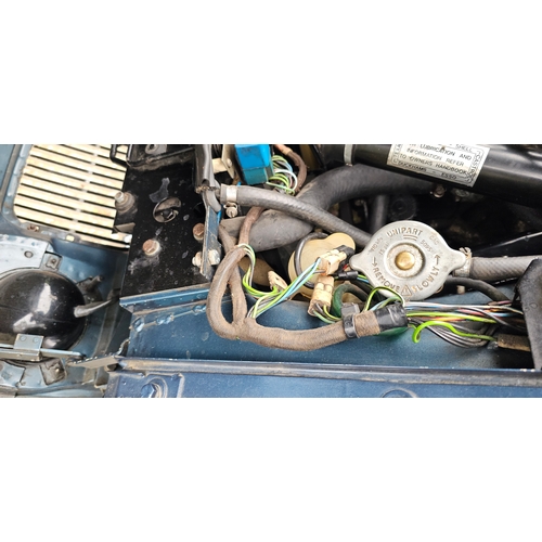 261 - 1983 Jaguar Series III Sovereign HE Auto, 5,343cc. Registration number A984 NUM. VIN number SAJJDALW... 