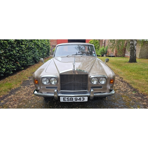 262 - 1968 Rolls Royce Silver Shadow I, 6,230cc. Registration number ESB 943. Chassis number SRH 3636. Eng... 