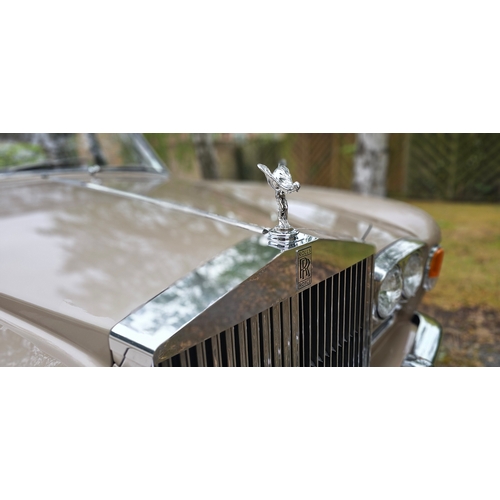 262 - 1968 Rolls Royce Silver Shadow I, 6,230cc. Registration number ESB 943. Chassis number SRH 3636. Eng... 