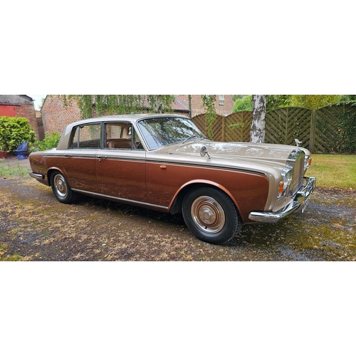 262 - 1968 Rolls Royce Silver Shadow I, 6,230cc. Registration number ESB 943. Chassis number SRH 3636. Eng... 