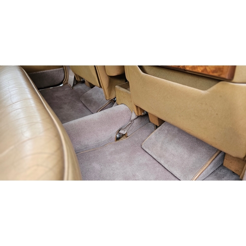 262 - 1968 Rolls Royce Silver Shadow I, 6,230cc. Registration number ESB 943. Chassis number SRH 3636. Eng... 