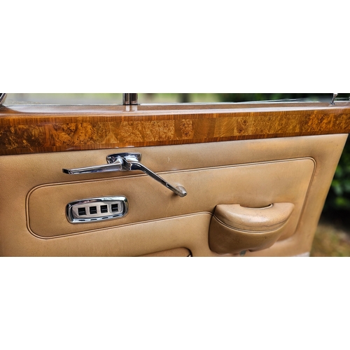 262 - 1968 Rolls Royce Silver Shadow I, 6,230cc. Registration number ESB 943. Chassis number SRH 3636. Eng... 