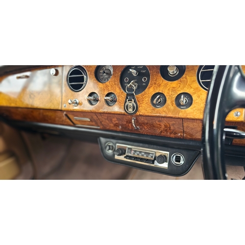 262 - 1968 Rolls Royce Silver Shadow I, 6,230cc. Registration number ESB 943. Chassis number SRH 3636. Eng... 