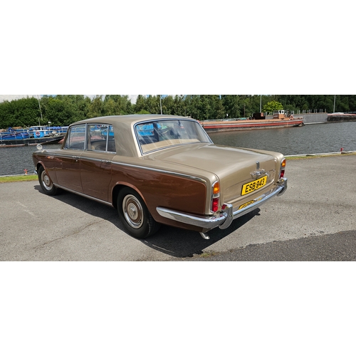 262 - 1968 Rolls Royce Silver Shadow I, 6,230cc. Registration number ESB 943. Chassis number SRH 3636. Eng... 