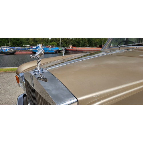 262 - 1968 Rolls Royce Silver Shadow I, 6,230cc. Registration number ESB 943. Chassis number SRH 3636. Eng... 