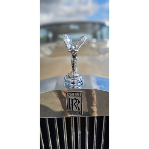 262 - 1968 Rolls Royce Silver Shadow I, 6,230cc. Registration number ESB 943. Chassis number SRH 3636. Eng... 