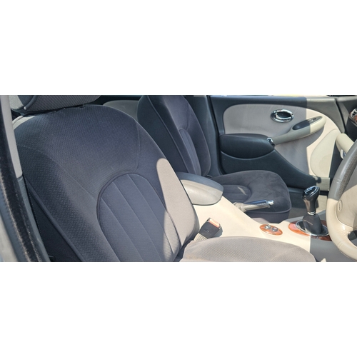 256 - 2000 Rover 75 Club, 1796cc. Registration number W893 DCT. VIN number SARRJSLPBYM121996. Engine numbe... 