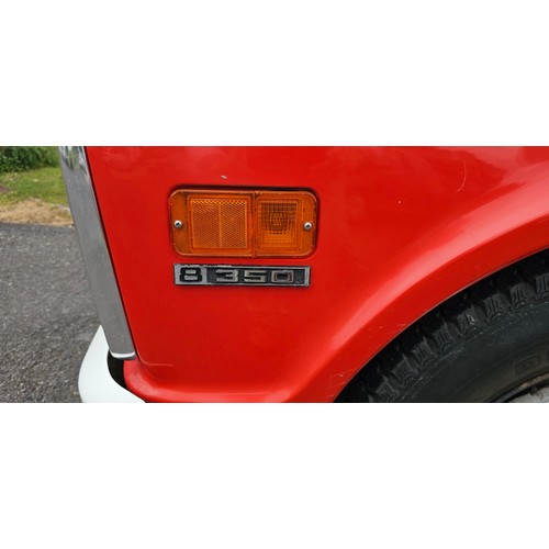 259 - 1971 Chevrolet C10 step side pickup, V8, 5,700cc. Registration number TNB 616J. Chassis number CE241... 