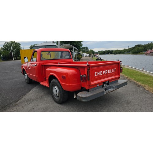 259 - 1971 Chevrolet C10 step side pickup, V8, 5,700cc. Registration number TNB 616J. Chassis number CE241... 
