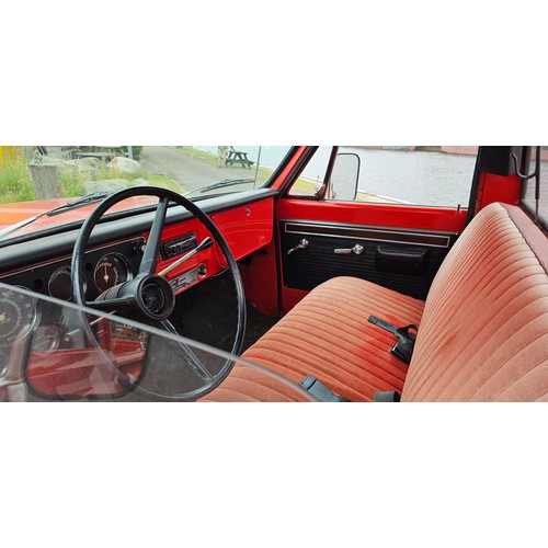 259 - 1971 Chevrolet C10 step side pickup, V8, 5,700cc. Registration number TNB 616J. Chassis number CE241... 