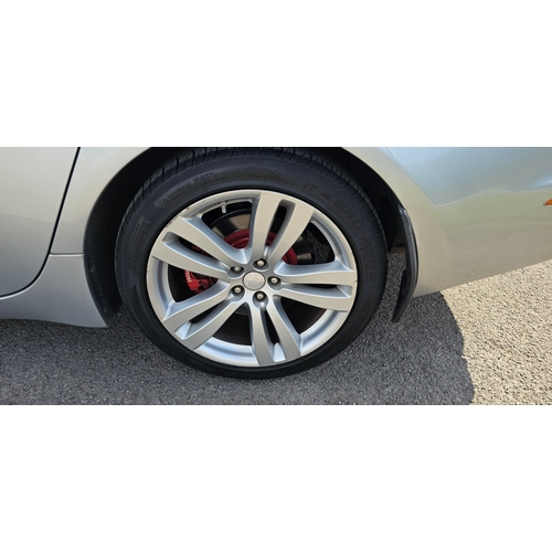 260 - 2013 Jaguar XJ Portfolio V6 Diesel automatic, 2,993cc. Registration number OY13 FWZ. VIN number SAJA... 