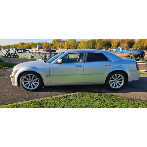 254 - 2007 Chrysler 300C SRT-8, automatic, 6063cc. Registration number CRZ 9127. VIN number 1C3H9EW07Y5370... 