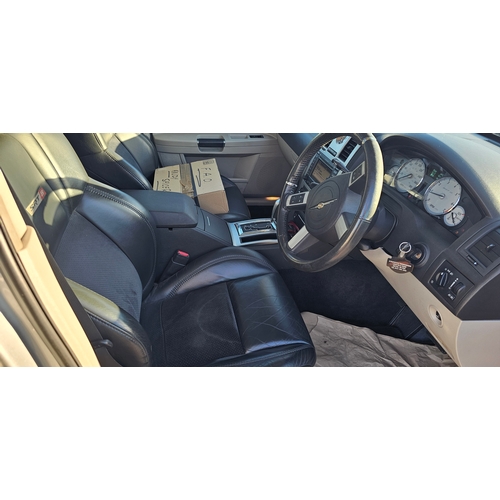 254 - 2007 Chrysler 300C SRT-8, automatic, 6063cc. Registration number CRZ 9127. VIN number 1C3H9EW07Y5370... 