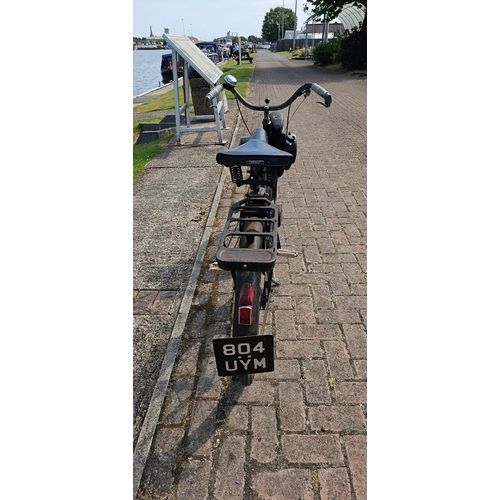 285 - 1962 Velo Solex S2200 V1, 49cc. Registration number 804 UYM (non transferrable). Frame number 227303... 