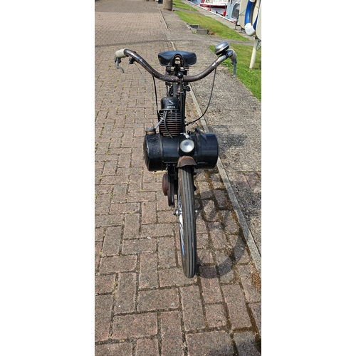 285 - 1962 Velo Solex S2200 V1, 49cc. Registration number 804 UYM (non transferrable). Frame number 227303... 