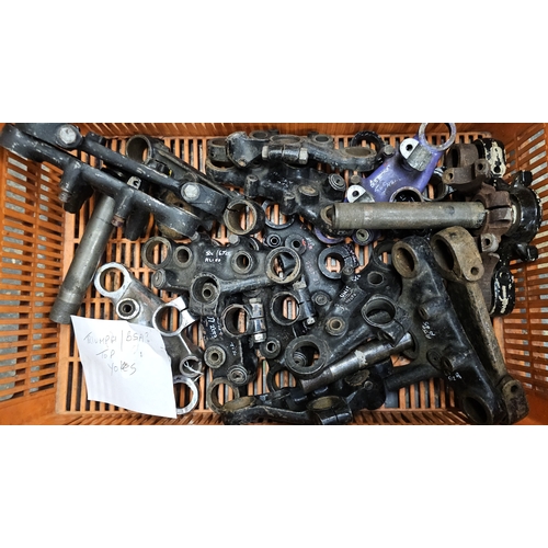 123 - A quantity of top and bottom yokes (2)