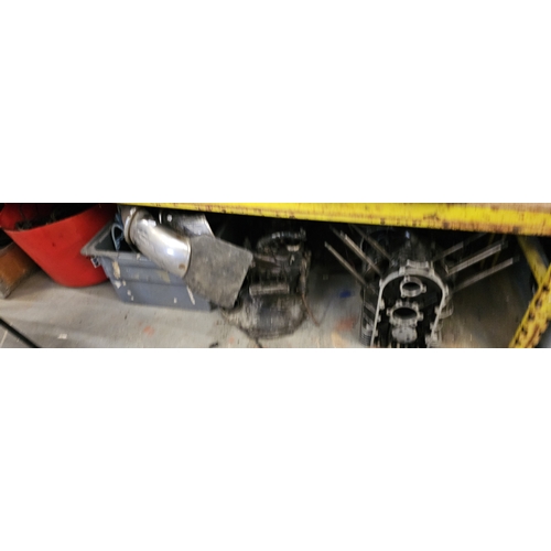 131 - Moto Guzzi V1000 G5, a large quantity of spares, basically two bikes, fully dismantled, NO FRAME or ... 