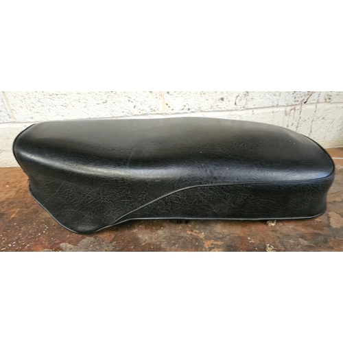 171 - A NOS Velocette Venom seat