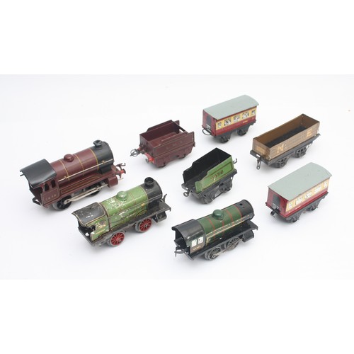 6 - Hornby Railways; 0 Gauge; a quantity of track, together with three locomotives, 60985 and C600. (1 b... 