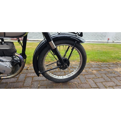 487 - 1949 BSA C10, 249cc. Registration number GSL 204 (non transferrable). Frame number ZC10 76826. Engin... 