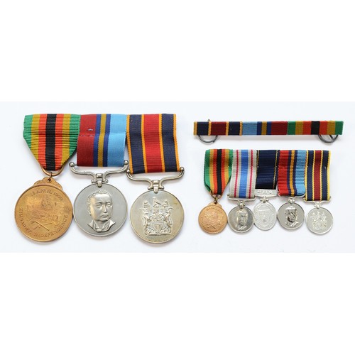 Rhodesian mounted medal group, to include 1980 Zimbabwe Independence ...