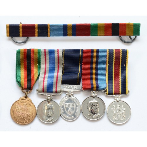 Rhodesian mounted medal group, to include 1980 Zimbabwe Independence ...