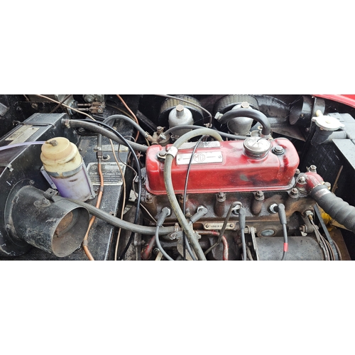 462 - 1961 MGA 1600 Mk I LHD, 1588cc. Registration number 201 UYU. Chassis Number G-HNL 95461. Engine numb... 