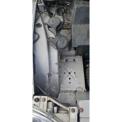 458 - 1997 MGF, 1796 cc. Registration number R589 BKV.
Sold with the green new keepers slip.
Mileage 88,89... 