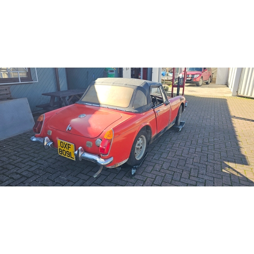 461 - 1972 MG Midget, 1275cc, project. Registration number OXF 809L. Chassis number GAN5 121551 G. Engine ... 
