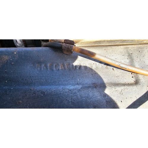 460 - 1980 Ford Capri 1.6 GL, 1593cc. Registration number XCM 807W. VIN number GAECAE078830. Engine number... 