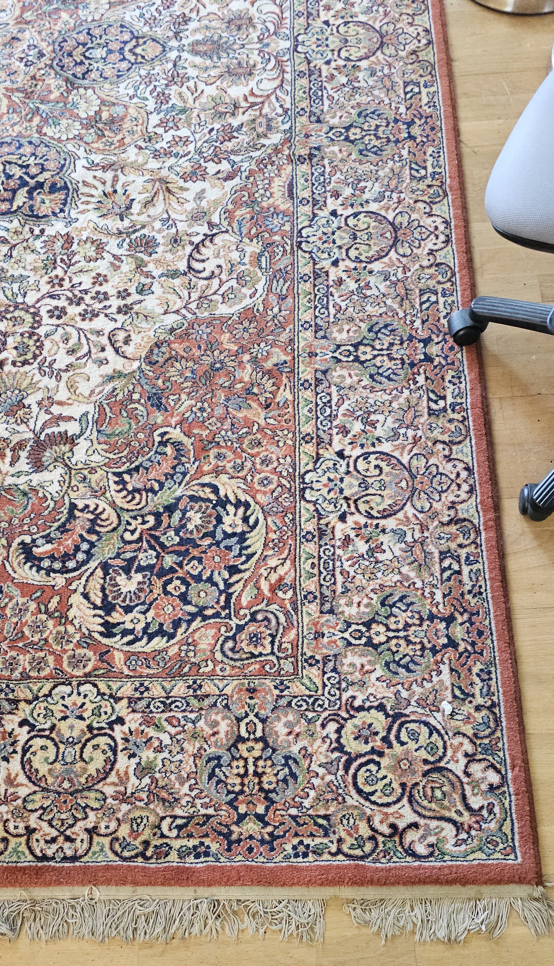 A Persian Bidjar machine made rug, 350 x 255cm