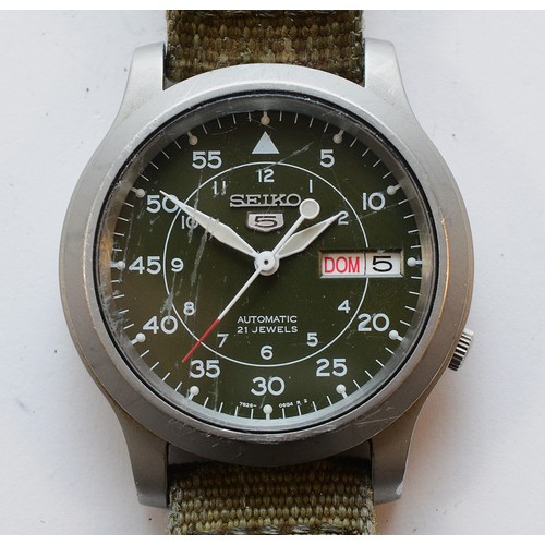 Seiko 5, a stainless steel automatic day/date military gentleman's wristwatch, exhibition case, ref 7S26-02J0, canvas strap