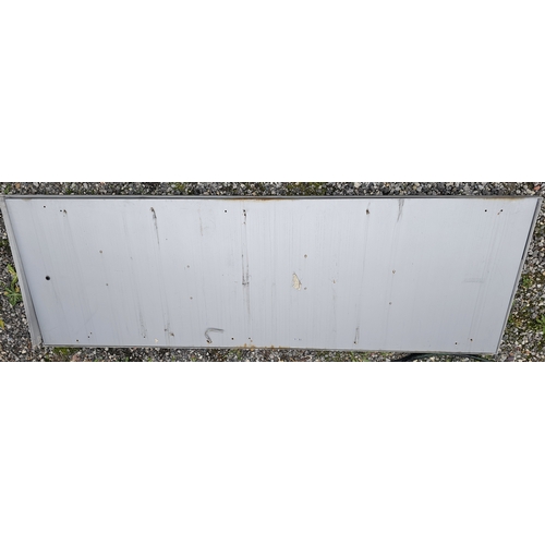 29 - Yamaha, a dealers illuminated alloy advertising wall mounted sign, 200 x 72 x 10cm