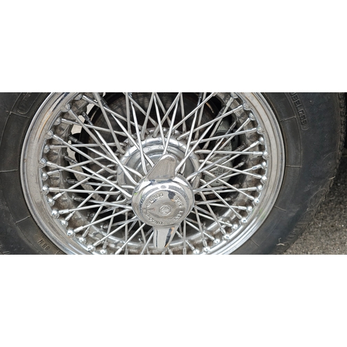 467 - 1971 MGB roadster, Heritage reshell, 1950cc. Registration number KHF 109K. Chassis number GHN5 25268... 