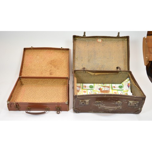 33 - Two leather briefcases, measuring 36cm x 27 and 40cm x 28. (2)