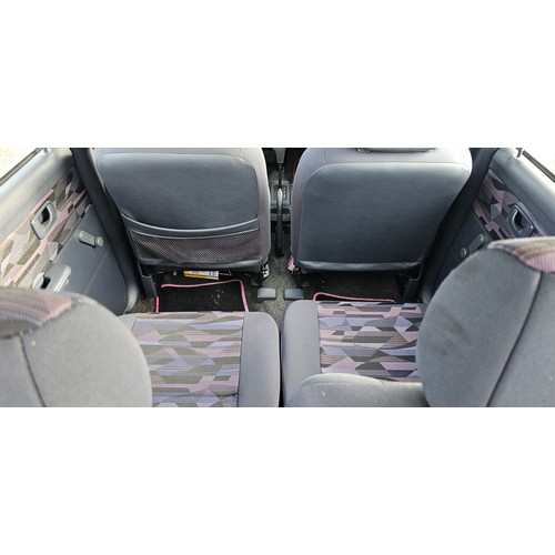 452 - 1997 Daihatsu Move, 847cc, automatic. Registration number R473 FUM. VIN number TBC.
Sold with the V5... 