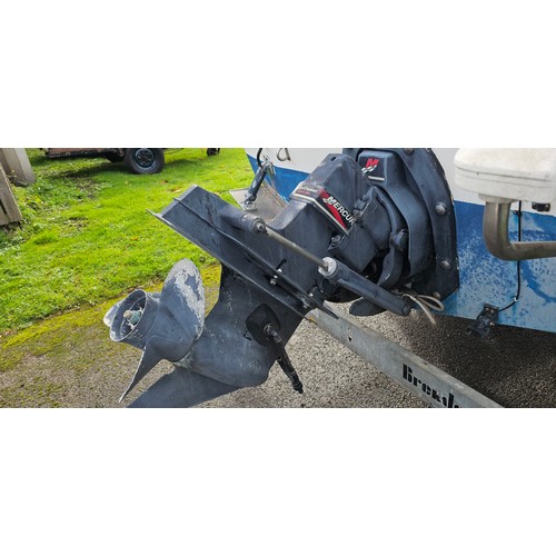 471 - Bayliner Ciera 2655 cruiser, c.1985. Hull ID BL2B87SJA585. Four berth weekend cruiser. With inboard ... 