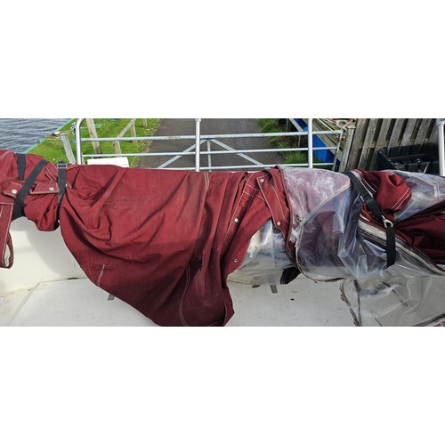 471 - Bayliner Ciera 2655 cruiser, c.1985. Hull ID BL2B87SJA585. Four berth weekend cruiser. With inboard ... 