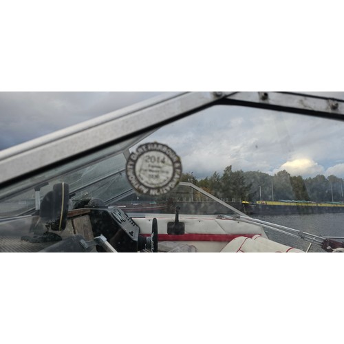 471 - Bayliner Ciera 2655 cruiser, c.1985. Hull ID BL2B87SJA585. Four berth weekend cruiser. With inboard ... 